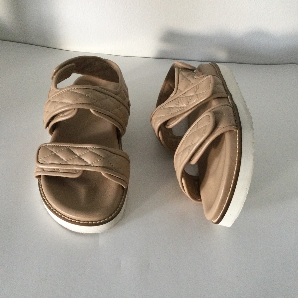 Seychelles Beige Quilted Strap Sandals
